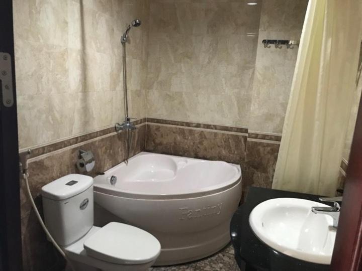 Lakeside 2 Hotel Nam Dinh Nhu Thuc Bagian luar foto